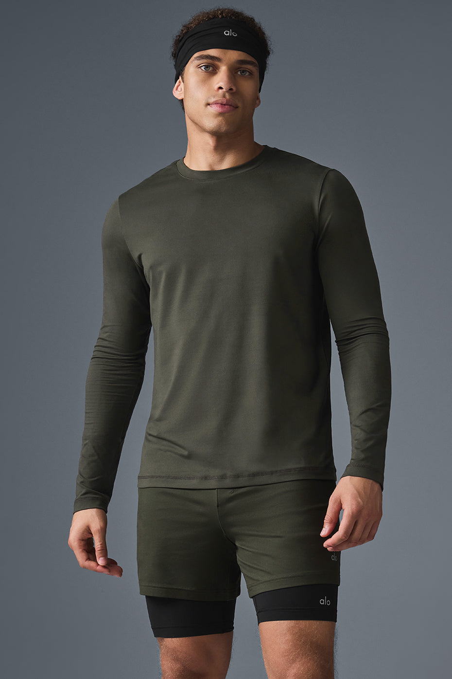 Conquer Reform Crewneck Long Sleeve - Stealth Green