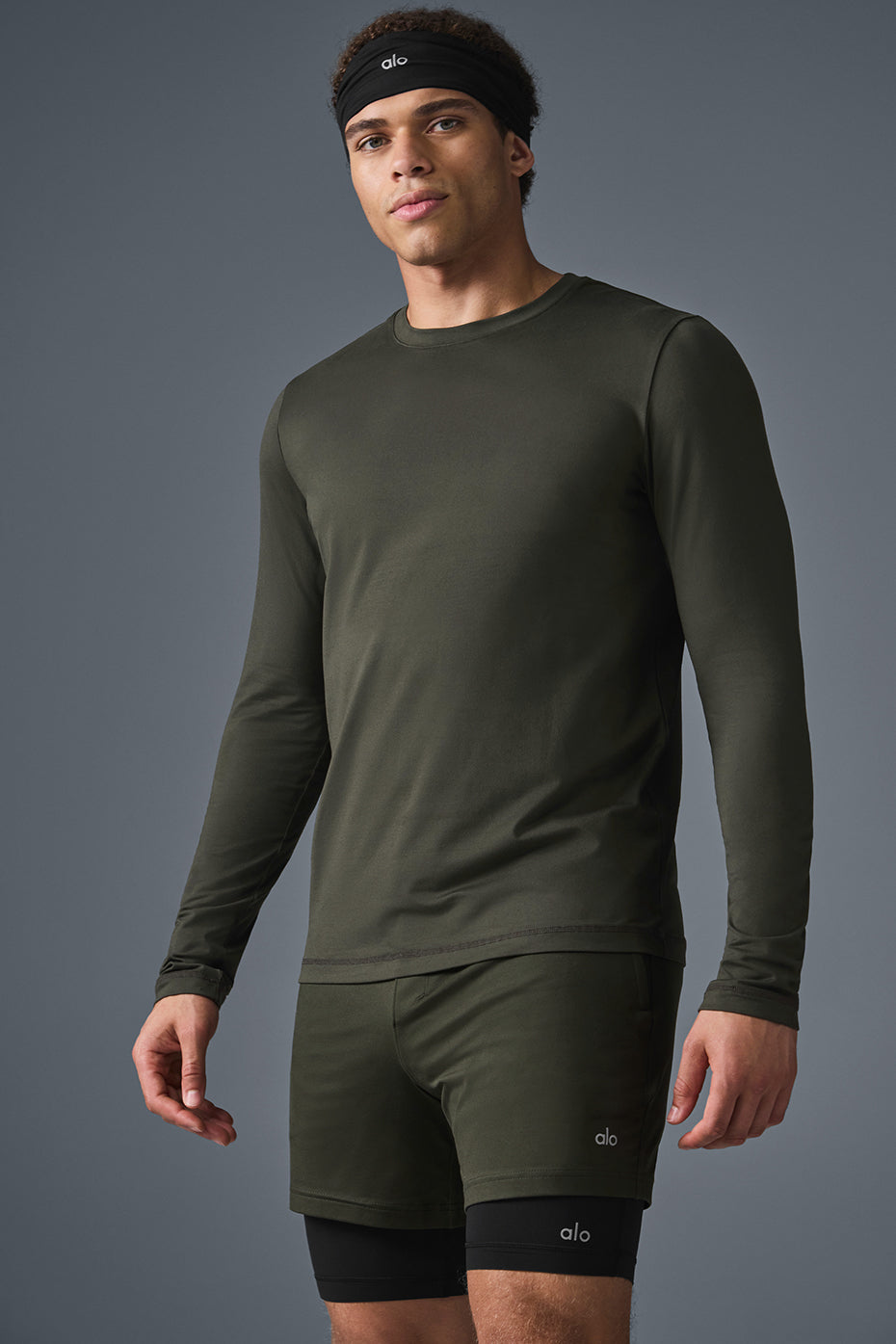 Conquer Reform Crewneck Long Sleeve - Stealth Green