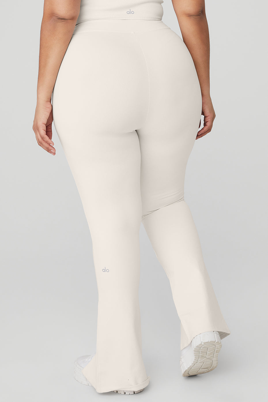 Airbrush High-Waist 7/8 Flutter Legging - Ivory